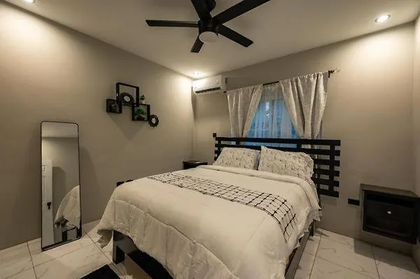 Konukevi One Love Luxuray Guesthouse Montego Bay