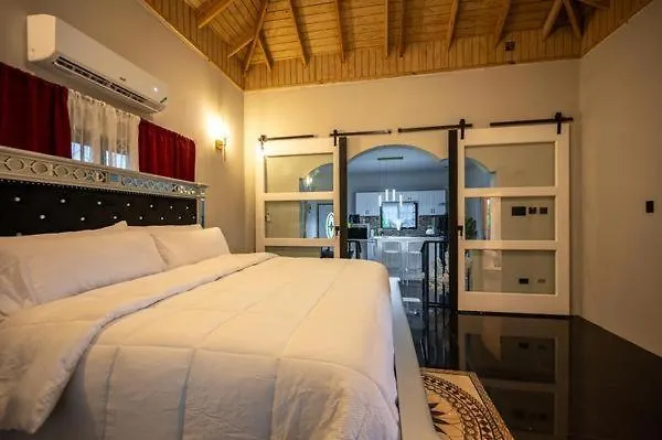 Konukevi One Love Luxuray Guesthouse Montego Bay