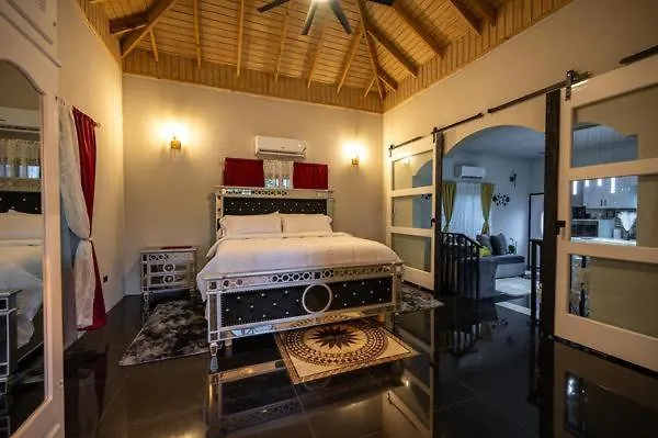 One Love Luxuray Guesthouse Montego Bay 0*,  Giamaica